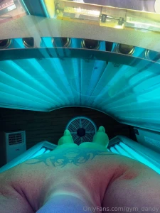 Come warm up with dandy in the tanning bed