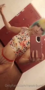 Notice me senpai please subscribe