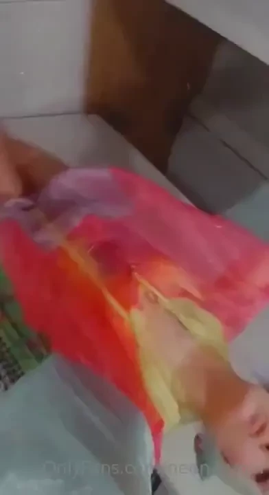 Subscribe while my cosplay improves only at neon_bunni 