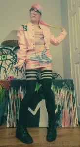 I m a lil cutie come show support and subscribe to my uncensored page