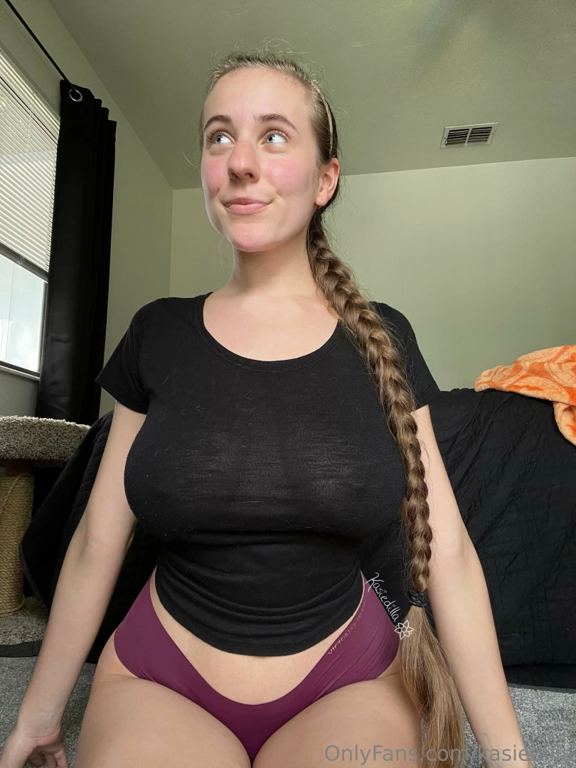 Little bit of a different photo set tonight swipe for hair down make part 2 