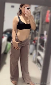 Ufff que calor es hora de ir a ducharnos me acompa as ufff so hot it s