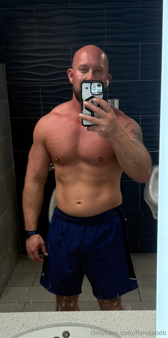 Feeling good after my chest workout 