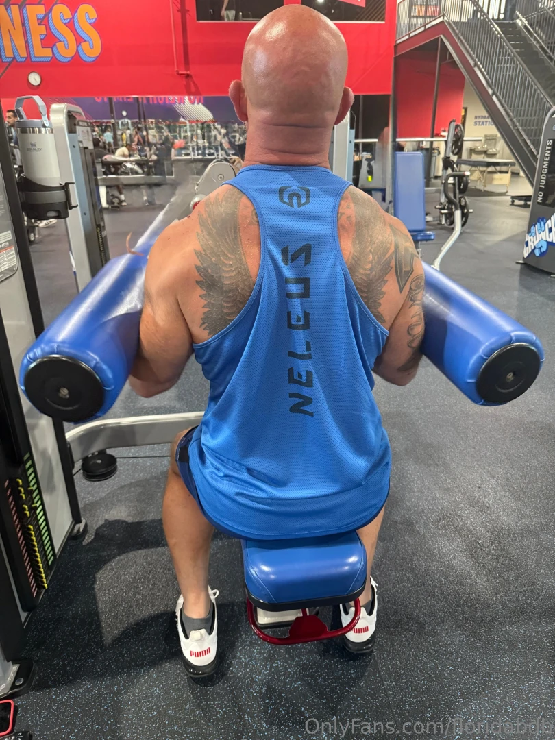 Working these shoulders out part 1 