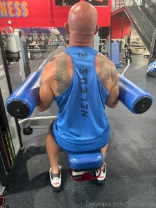 Working these shoulders out part 1