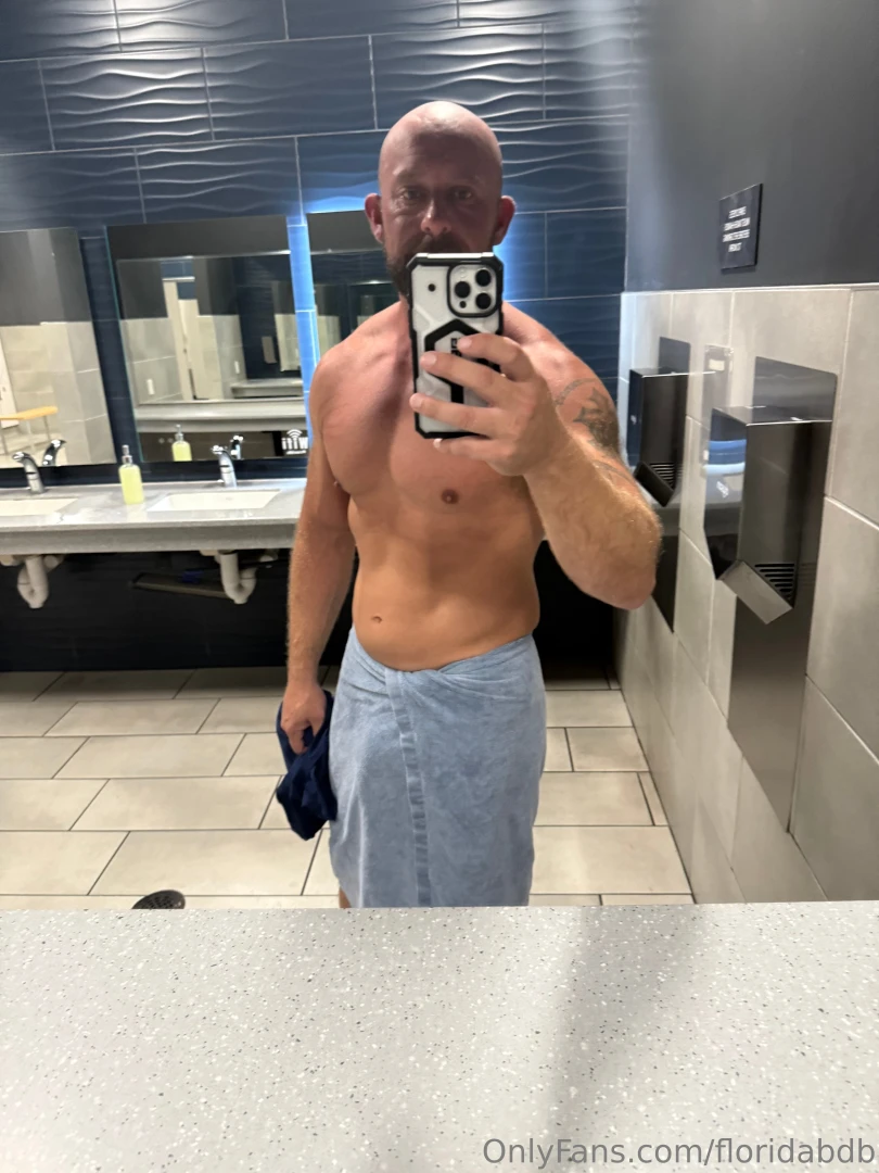 Lockeroom shower want to see the video 