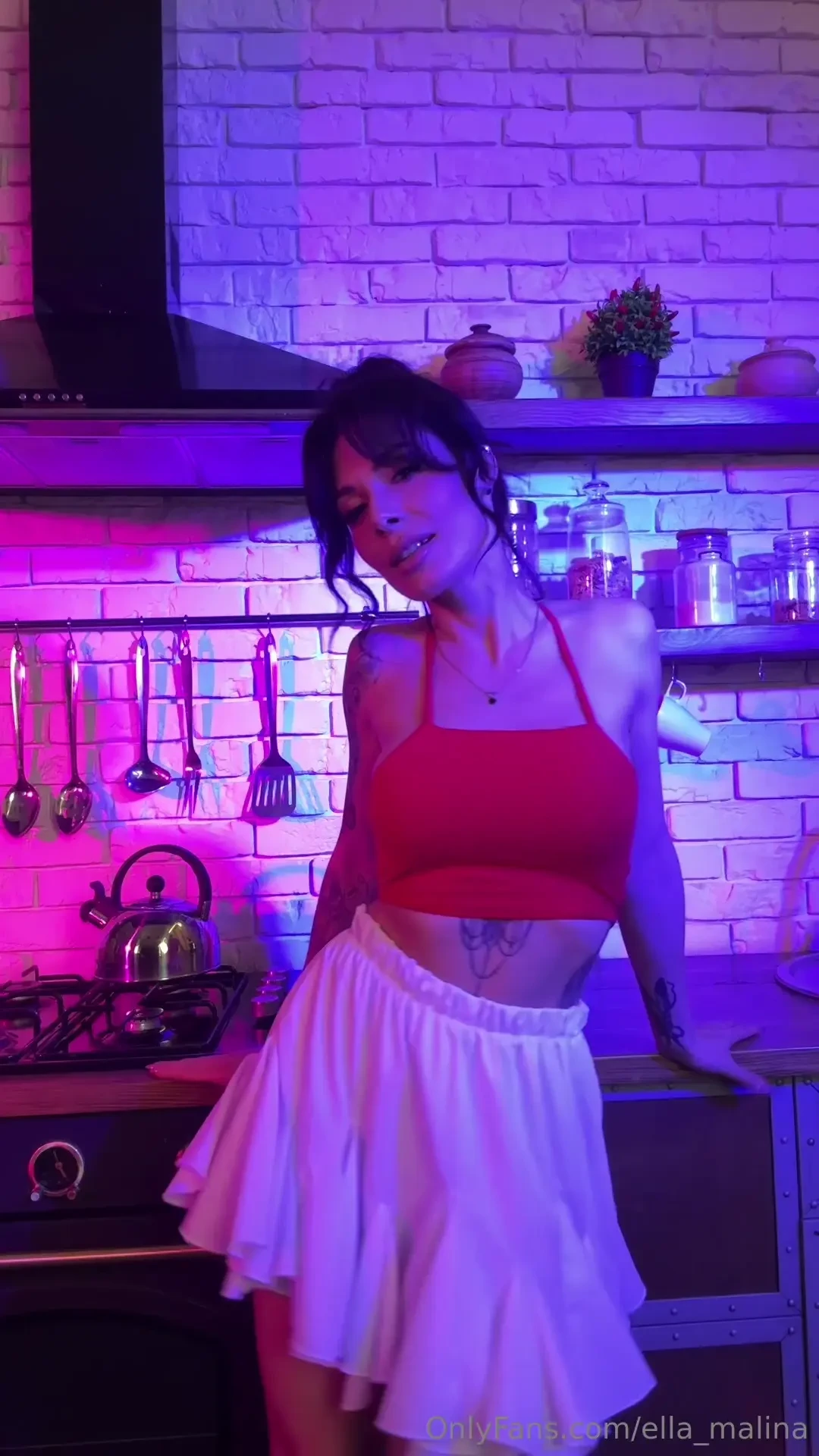 Happy weekend my seductive man do you hear that it s me at home again 