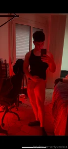 Oggi sono bello carico ti aspetto in chat