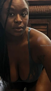 I m waiting up for you lets chat tonight