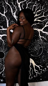 What s your favorite holiday ands why is it halloween