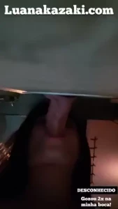 Sextou e eu estou onde na glory hole tomando leitinho de um