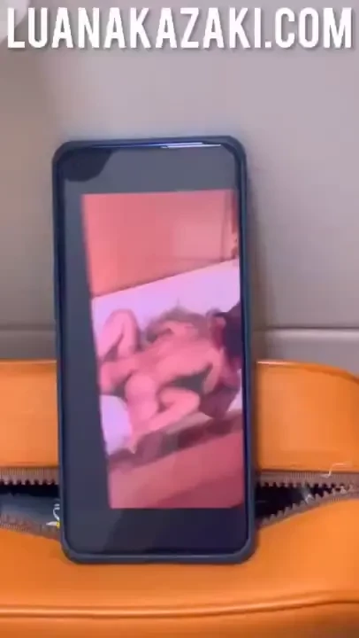 Ela me deixa cheio de tes o quando apronta de surpresa gozei s de ver 