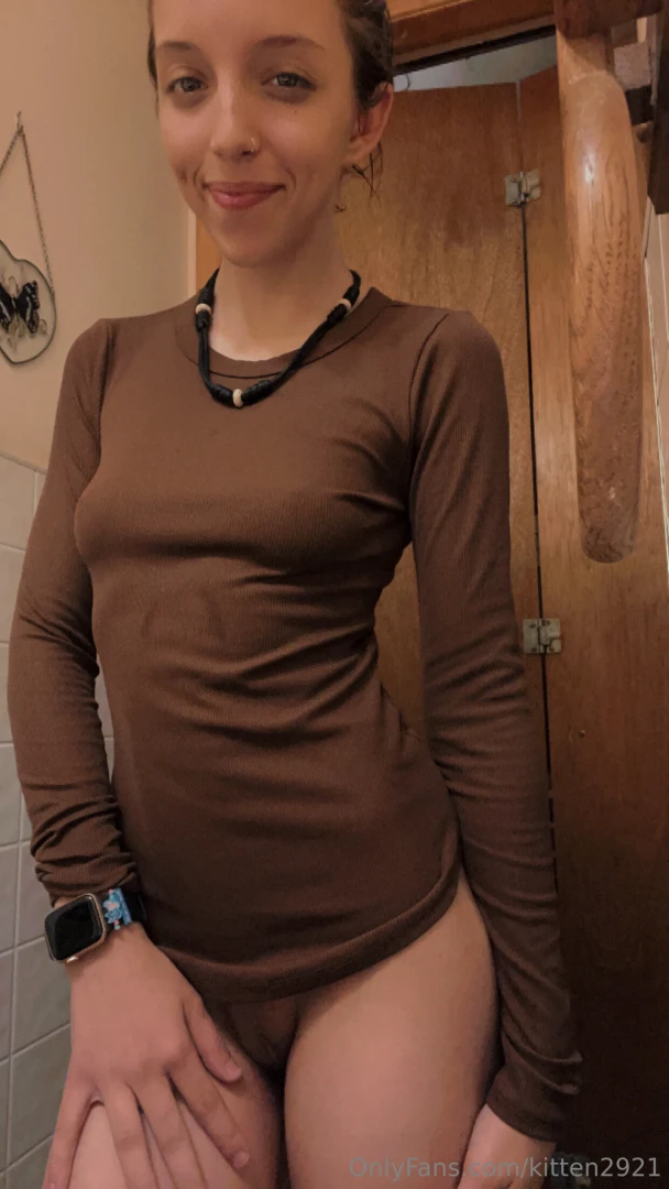 Love this color on me don t you be better if it was off though 