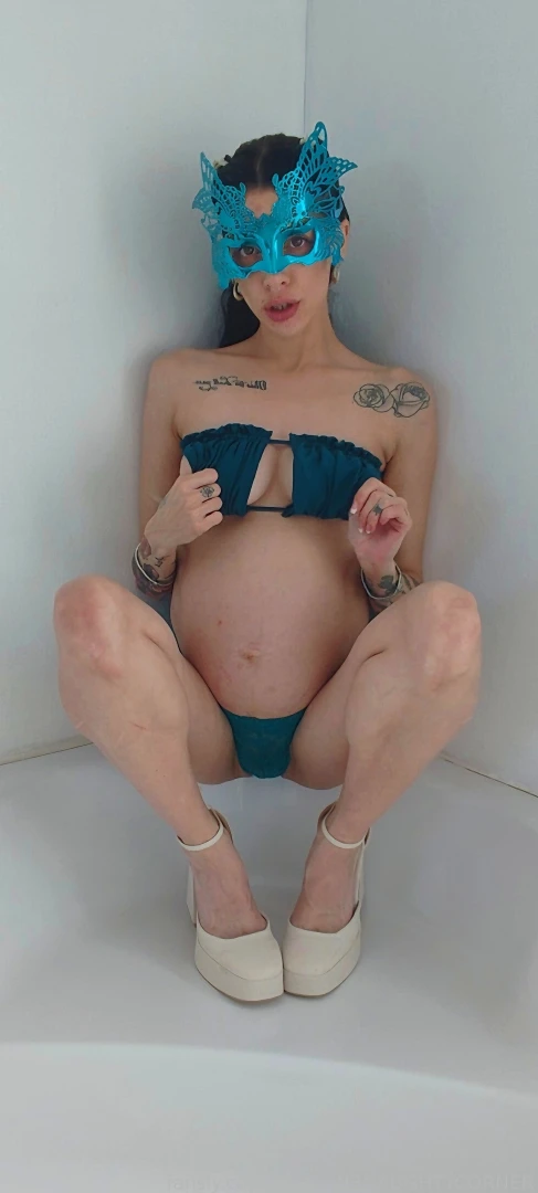 Dragonfly swollenpussy pussy pregnant pregnancy bigbelly bigbellie 
