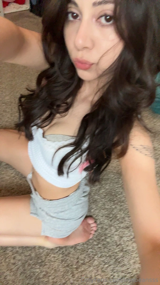 I m feeling spicy baby i want to ride my toy to the thought of you cum 