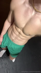 Workout check i m hitting abs today