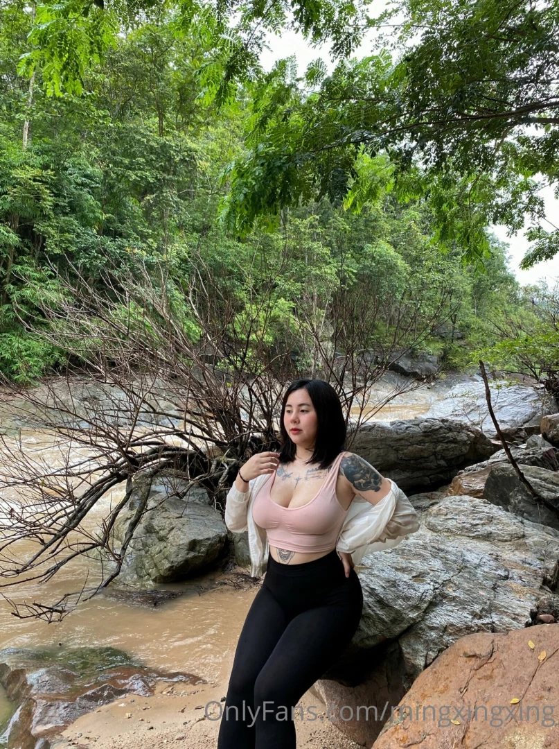 I have special pics this set do you want to see part 1 