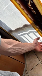 I don t know if my arm or my dick is more vascular