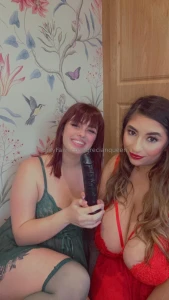 Freaky friday wanna see us suck off this bow dildo tip amp receive the