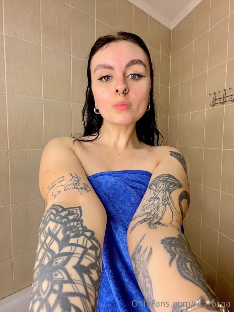 I love to start my every day with a shower helps me wake up and clear 