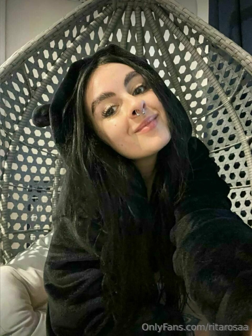 Brrrr so cold maybe you know how to keep warm 