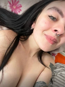 Would u like to be in my bed right now i think i know a great way to