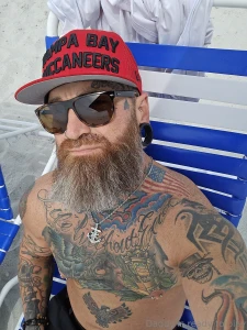 Daddy s face cause not one fan bought me a drink at beach yesterday part 1