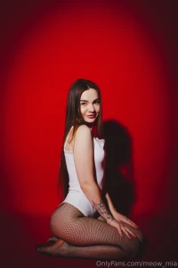 Just me a crimson backdrop and your imagination shall we set it on part 2