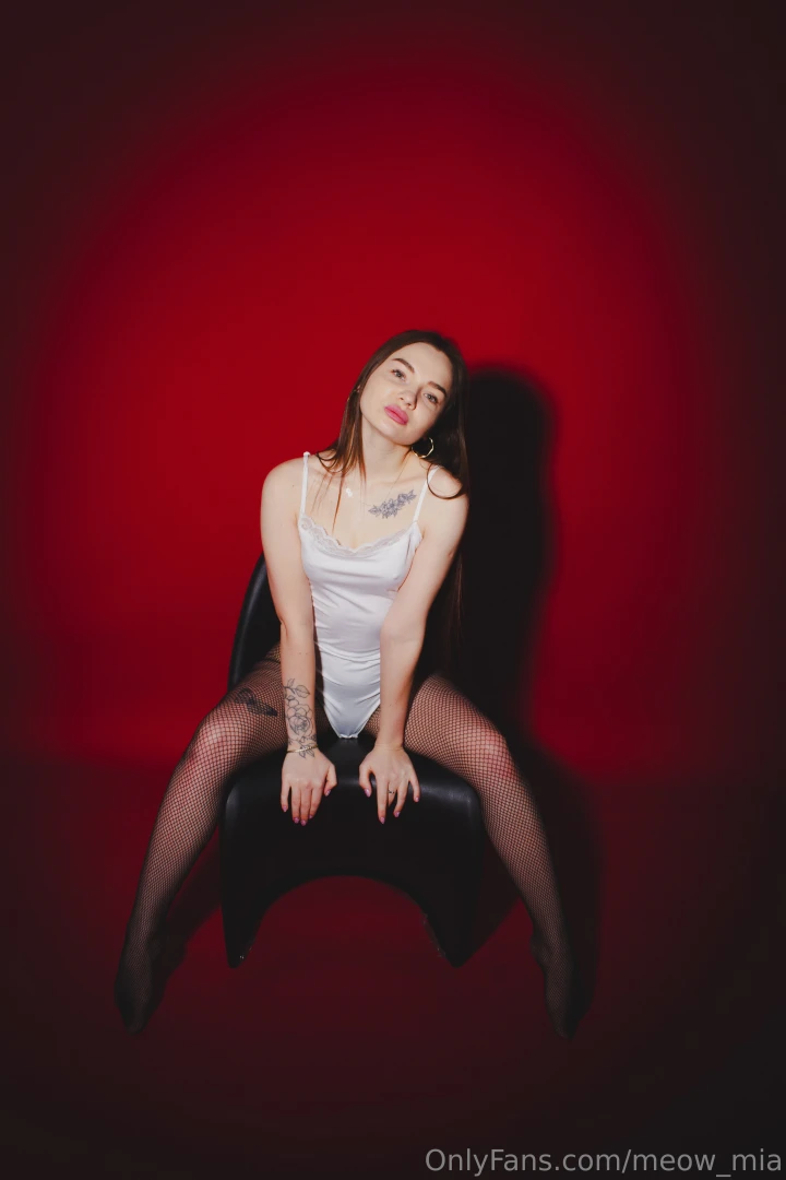 Just me a crimson backdrop and your imagination shall we set it on 