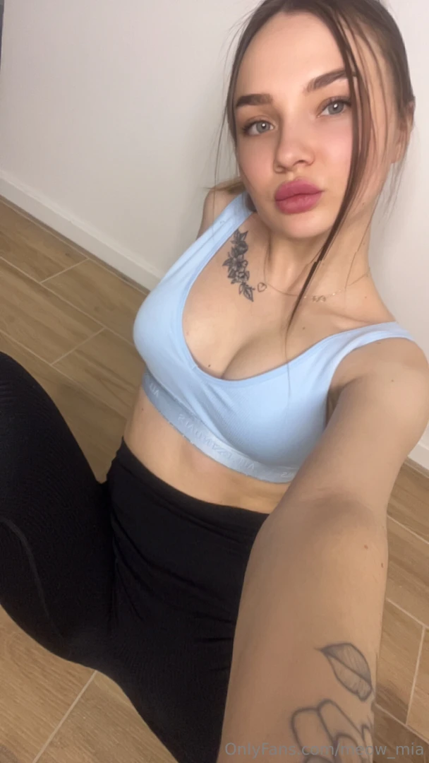 I love feeling my body strong toned and oh-so-flexible when i work out 