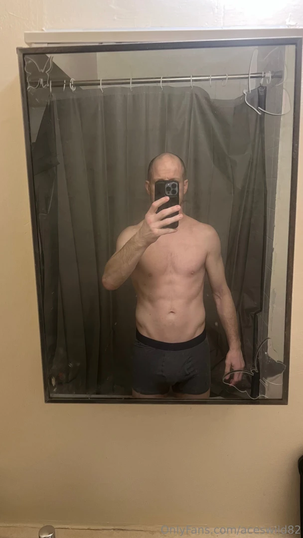 Hey how s your wednesday going if you want to see what s underneath 