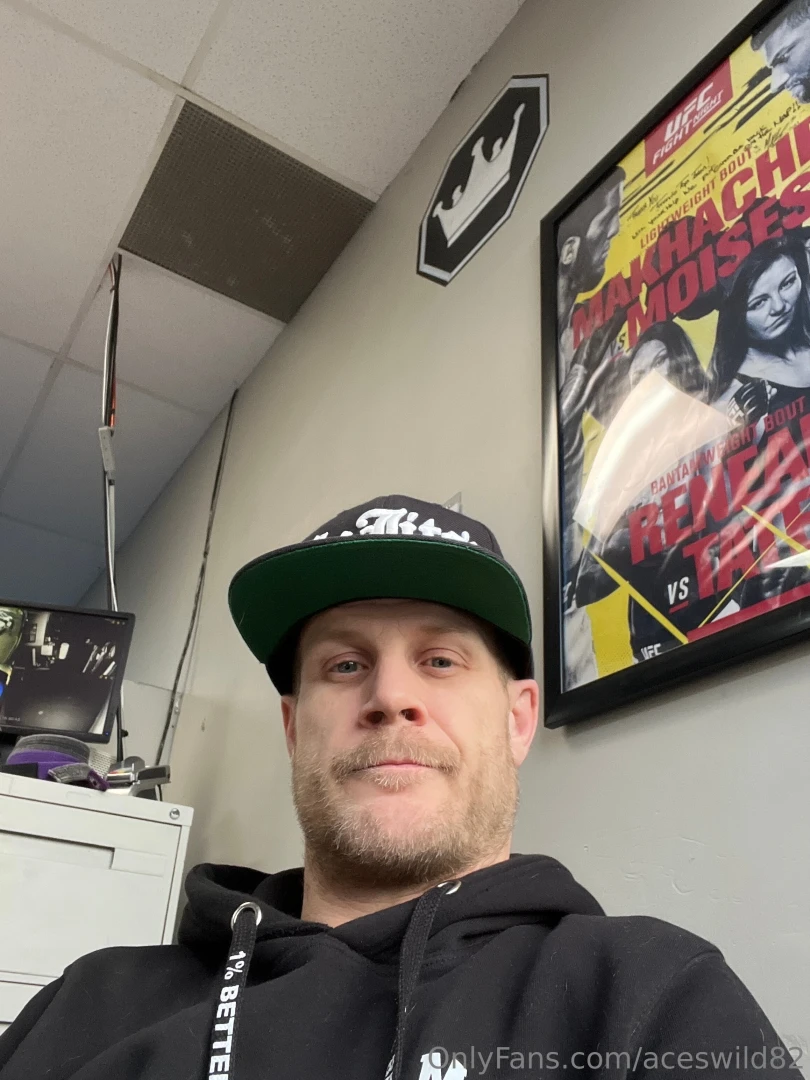 Happy thursday make sure you check out my vip page via the link in my 