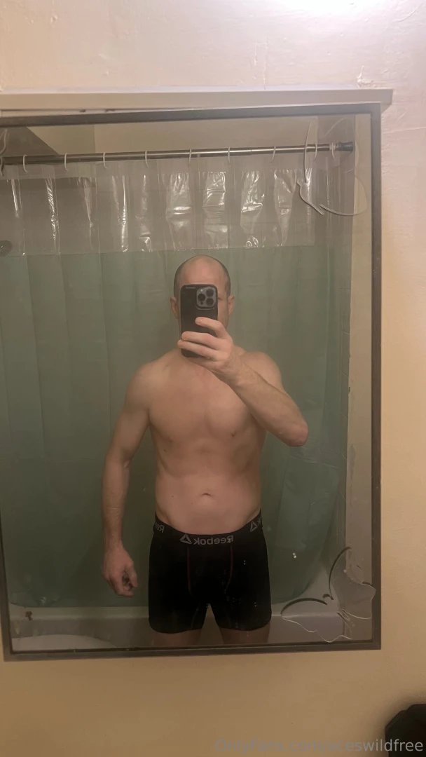 Good morning and happy monday if you want to see what s under those 