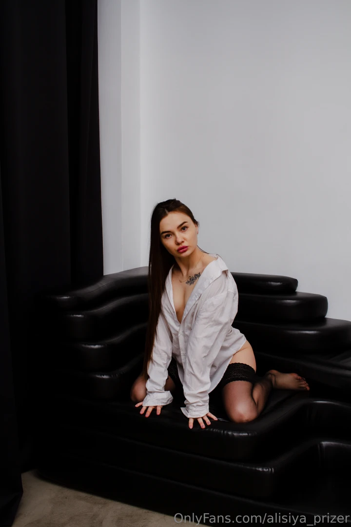 Welcome to my world boys you re gonna love it here 