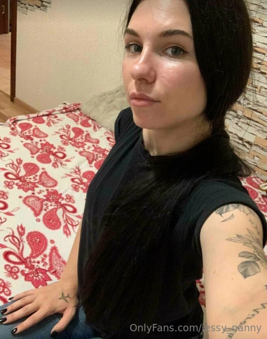 Wake up with a smile and at the end of the day stay that way 