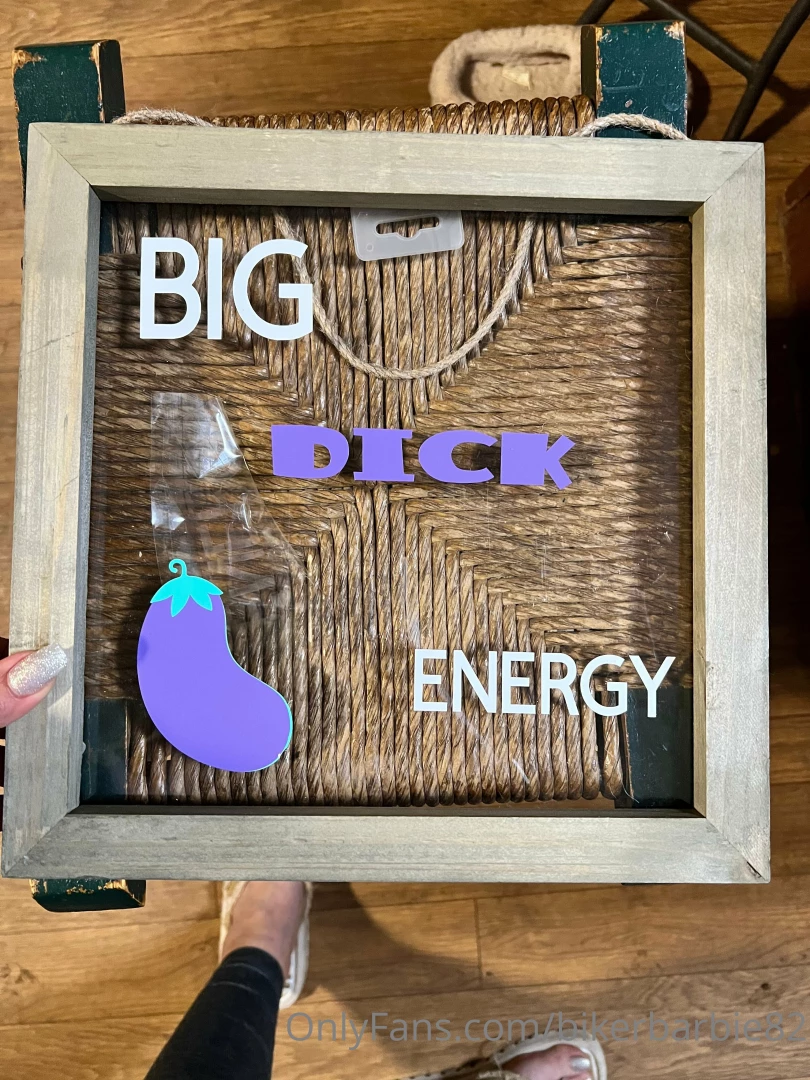I decided i needed to make a new sign for my office 