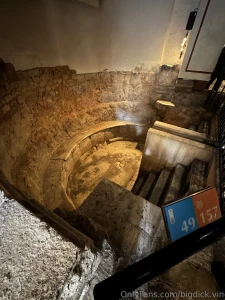 So funny story i thought i missed the bus today first stop then i part 5