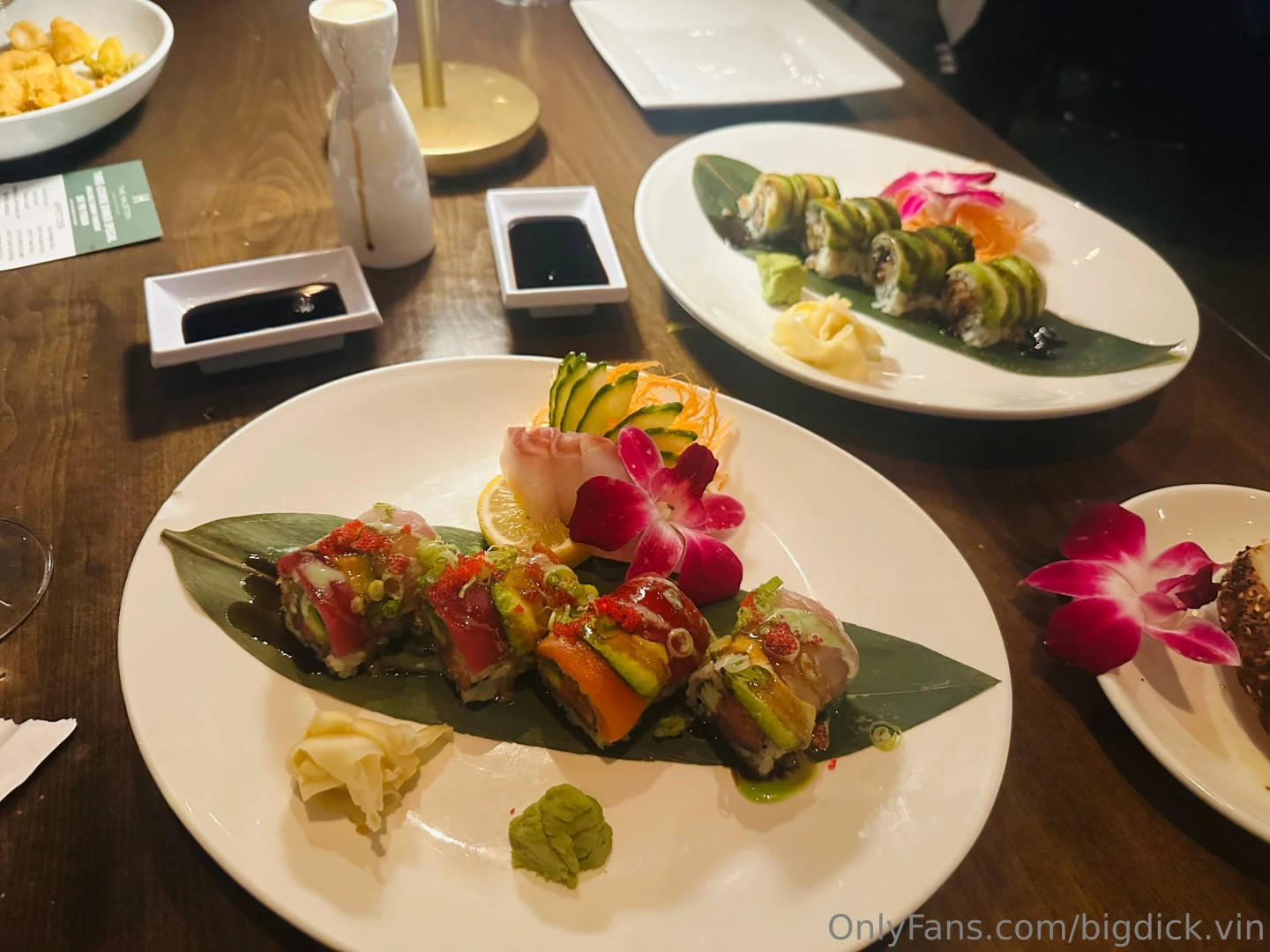 As promised new restaurant new photos in my favorite shirt ordered part 2 