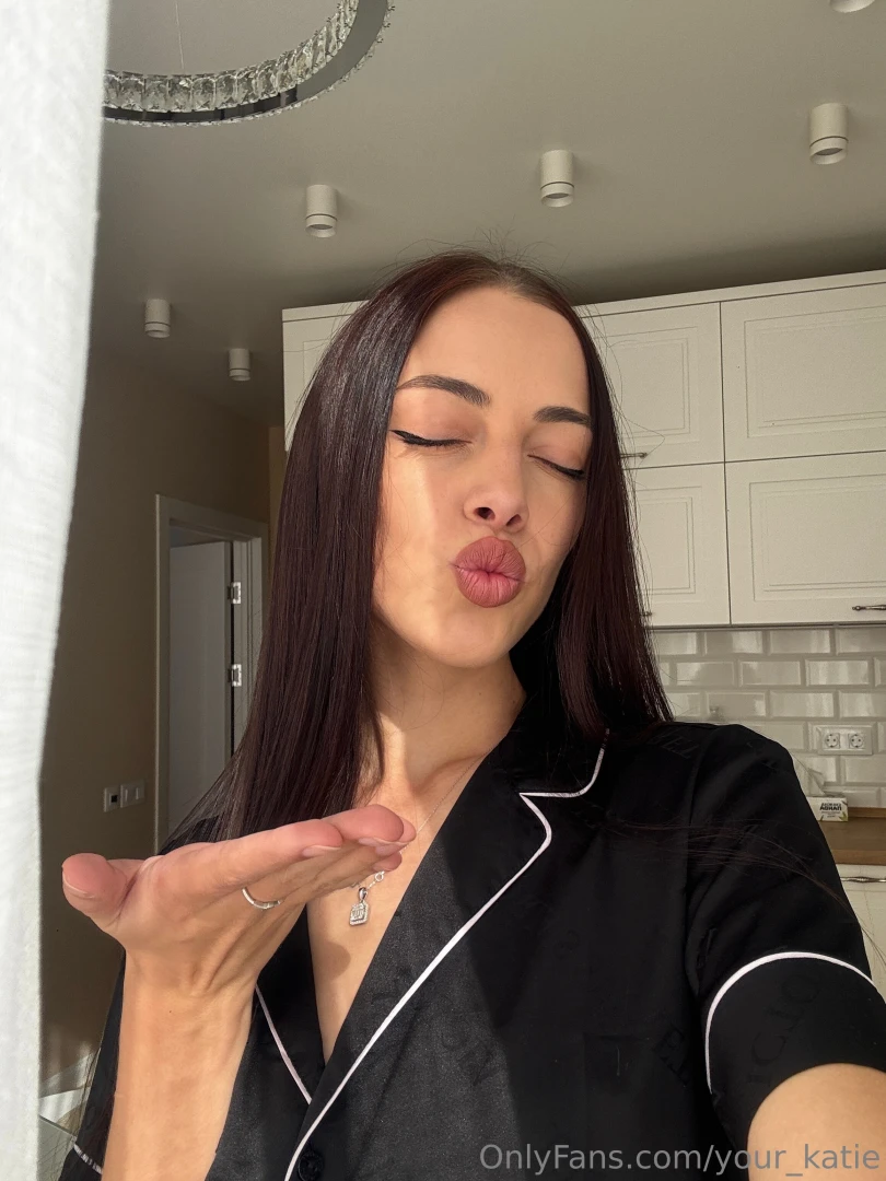 Good morning do you prefer tea or coffee 