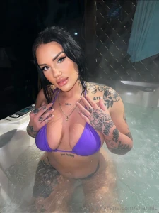 One pic and you re hard weak