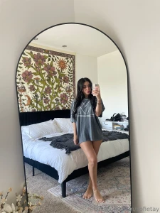 Reflecting on how irresistible i look today