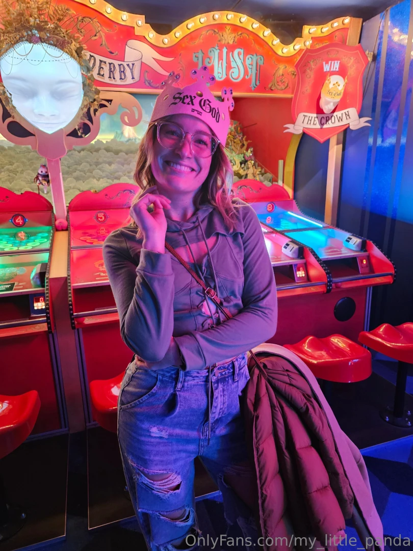 In nyc for the weekend so i won t be very active but here is me having 