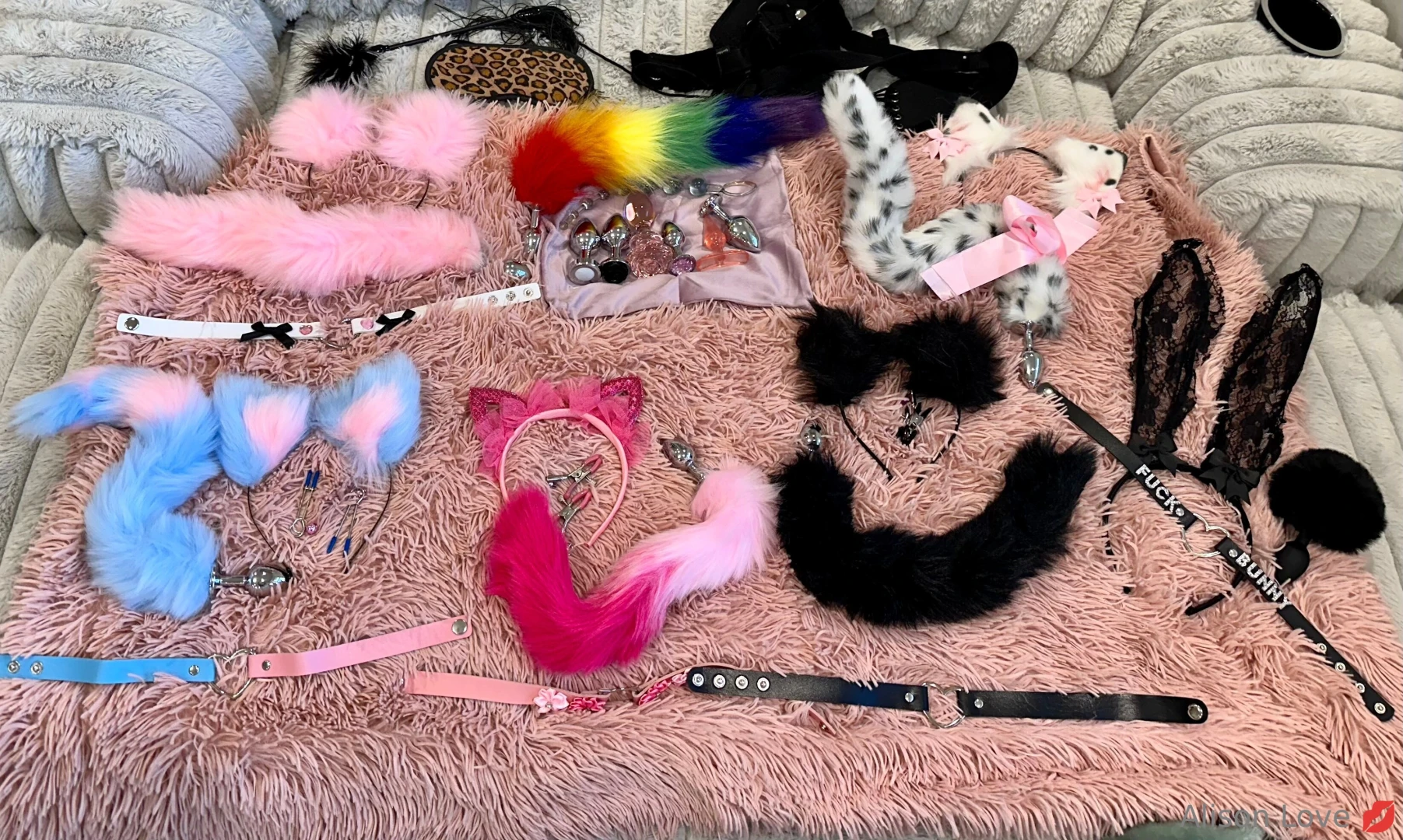 Since some of yall are asking for a list of toys i have i made a video 