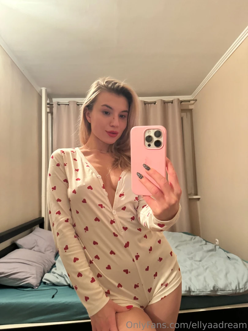 Hey loves ready for some quick facts about me i m obsessed with horror part 2 