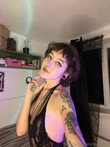 My warm kisses will brighten up this hot saturday won t they i think