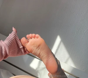 When i see the sun i immediately start taking photos