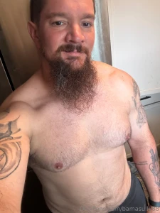 Feeling decent after a nice workout in the living rm watching part 1