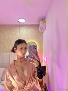 The way you trace your fingers along my skin makes me melt part 4