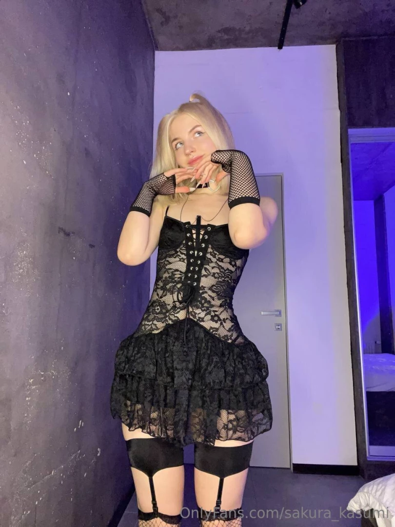 Would you like to watch anime together i like to cosplay btw 