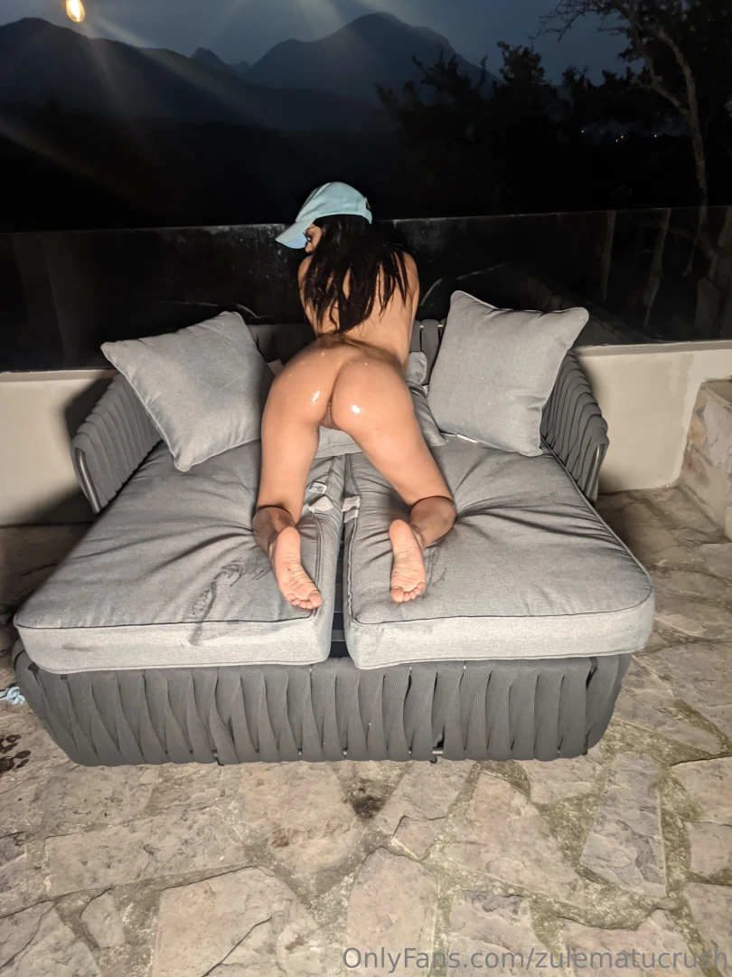 Bien aceitada para resbalar en tu verga part 4 